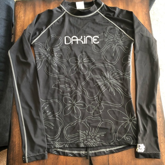 ⚪️ Dakine long sleeve rash guard - Picture 1 of 4